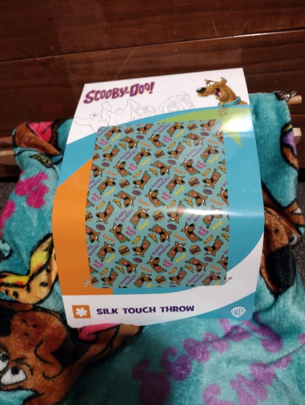 Scooby-Doo Silk Touch Throw 50" X 70"